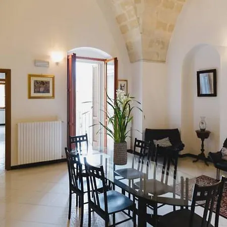 Casa Vacanze In Piazza Semesterbostad *