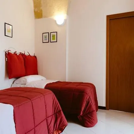 Casa Vacanze In Piazza Semesterbostad *